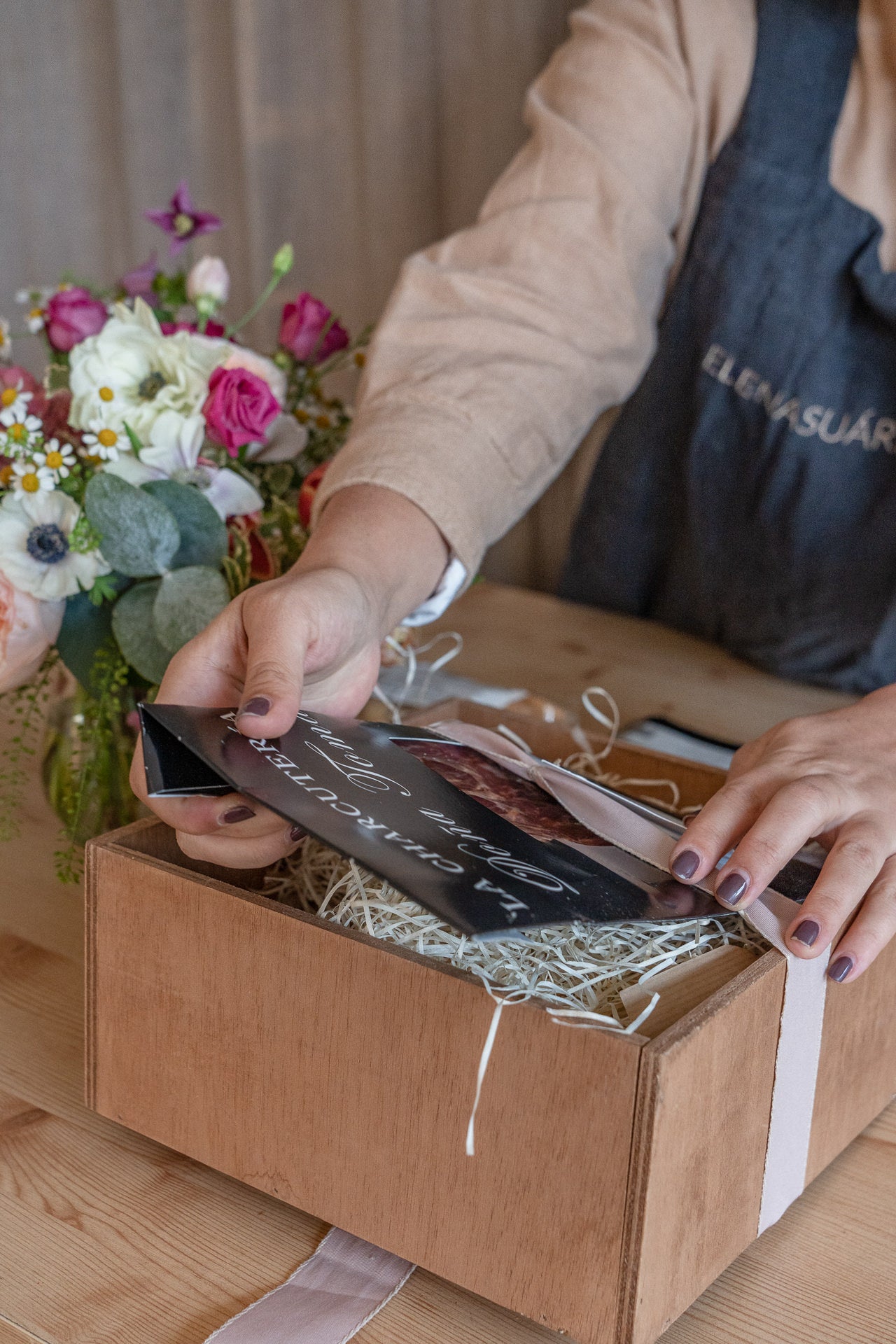 Caja Regalo Ibéricos Doña Tomasa 3