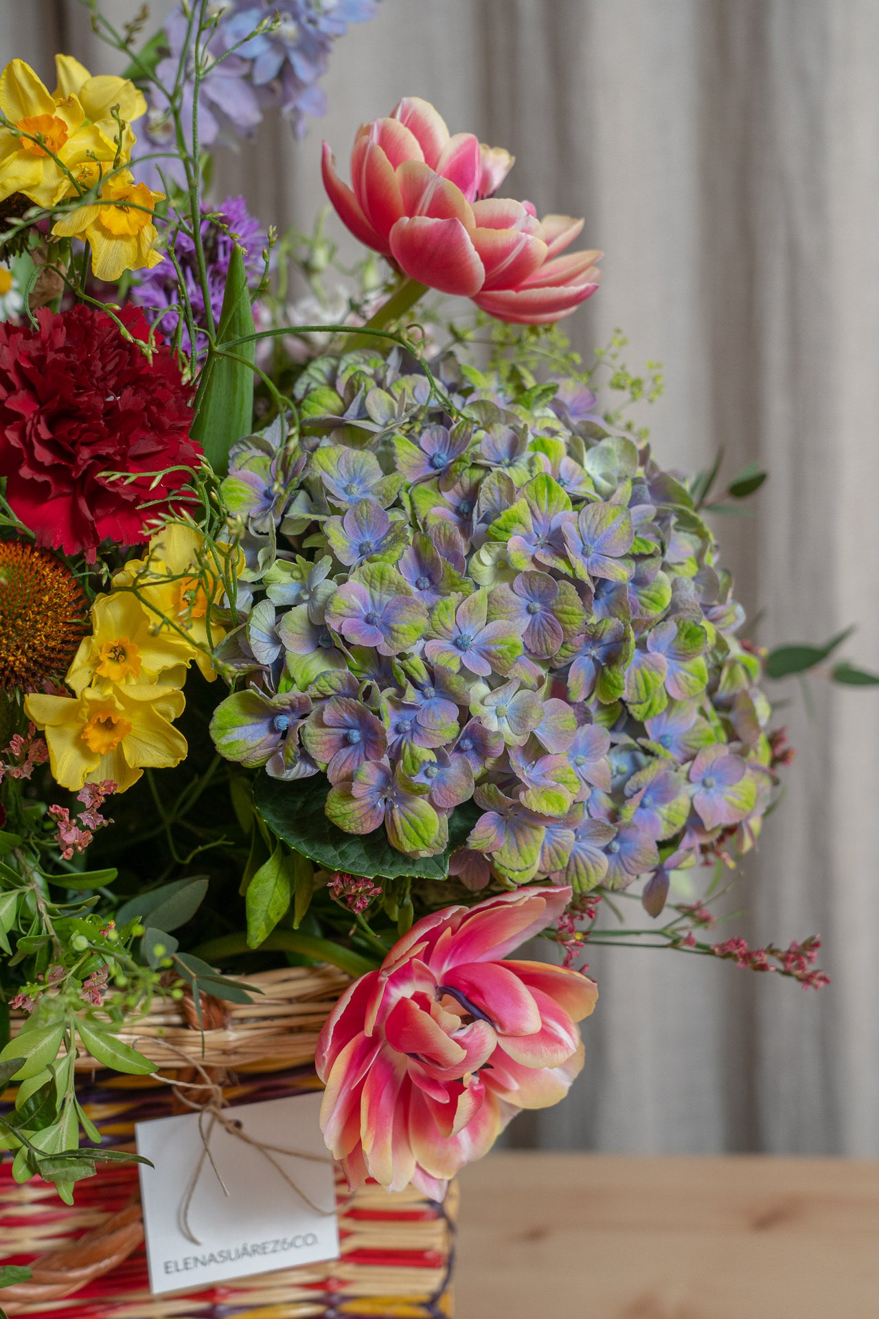 Bolsos Portugueses con Flores de Temporada 3