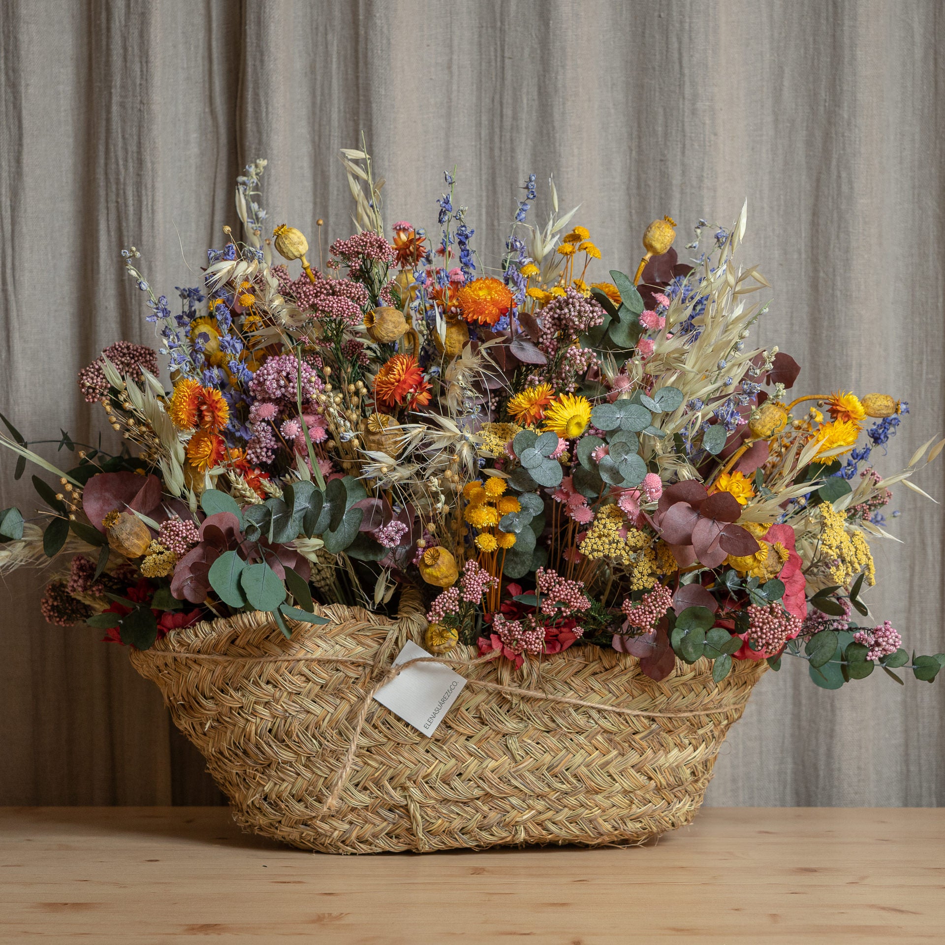 Capazo de Esparto con Flores Preservadas 4