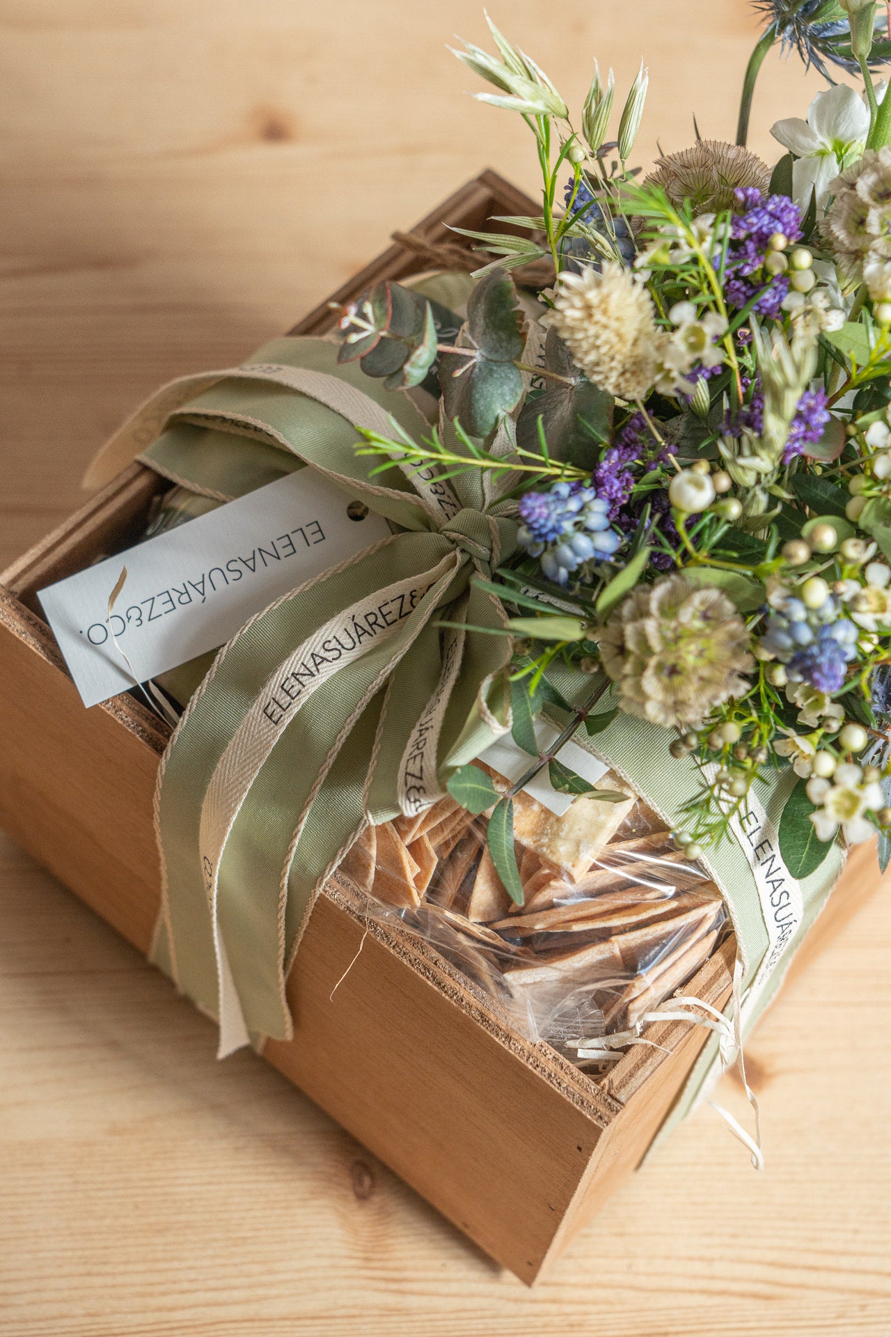 Caja Regalo con aceite y picos 4