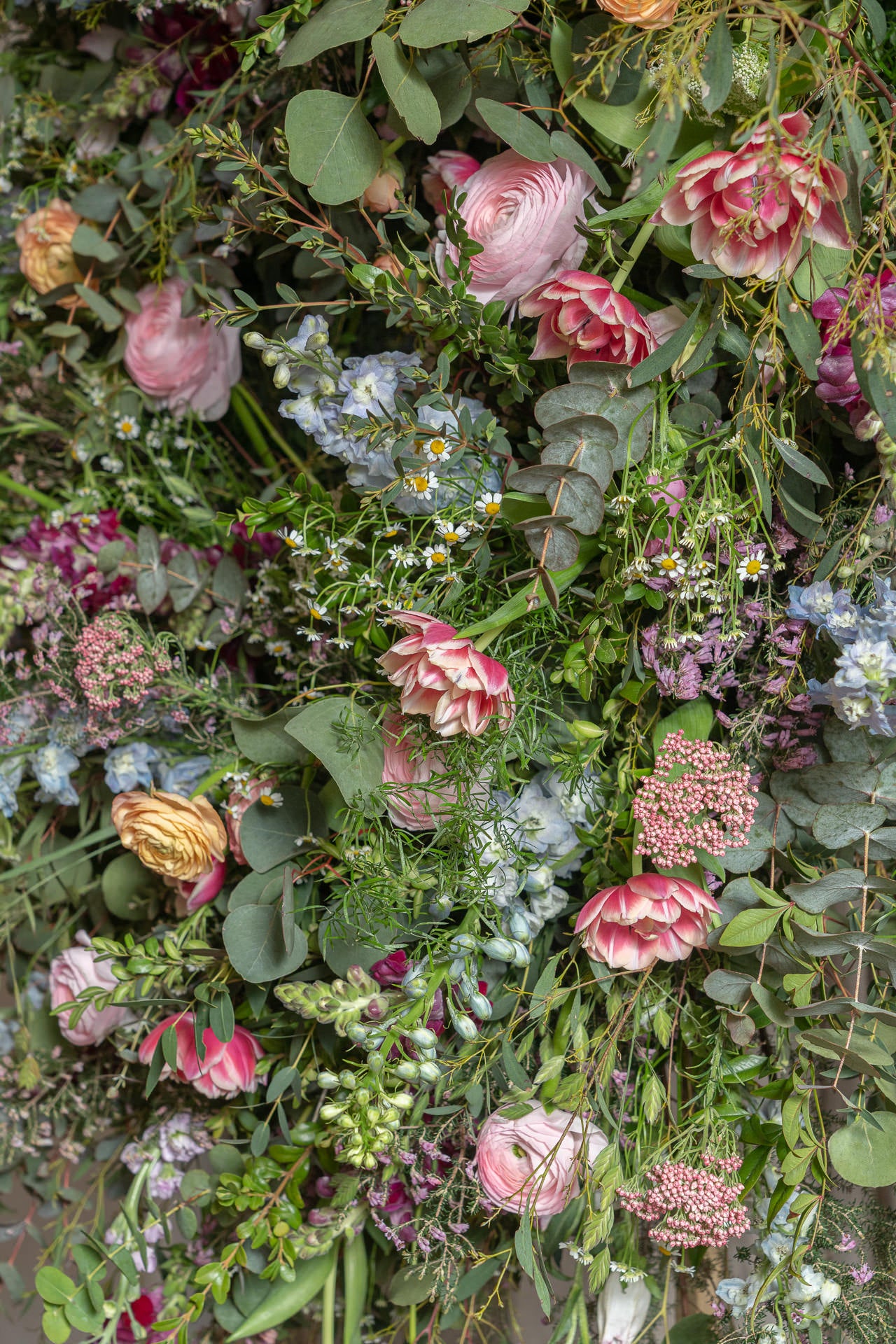 Corona con Flores de Temporada 3