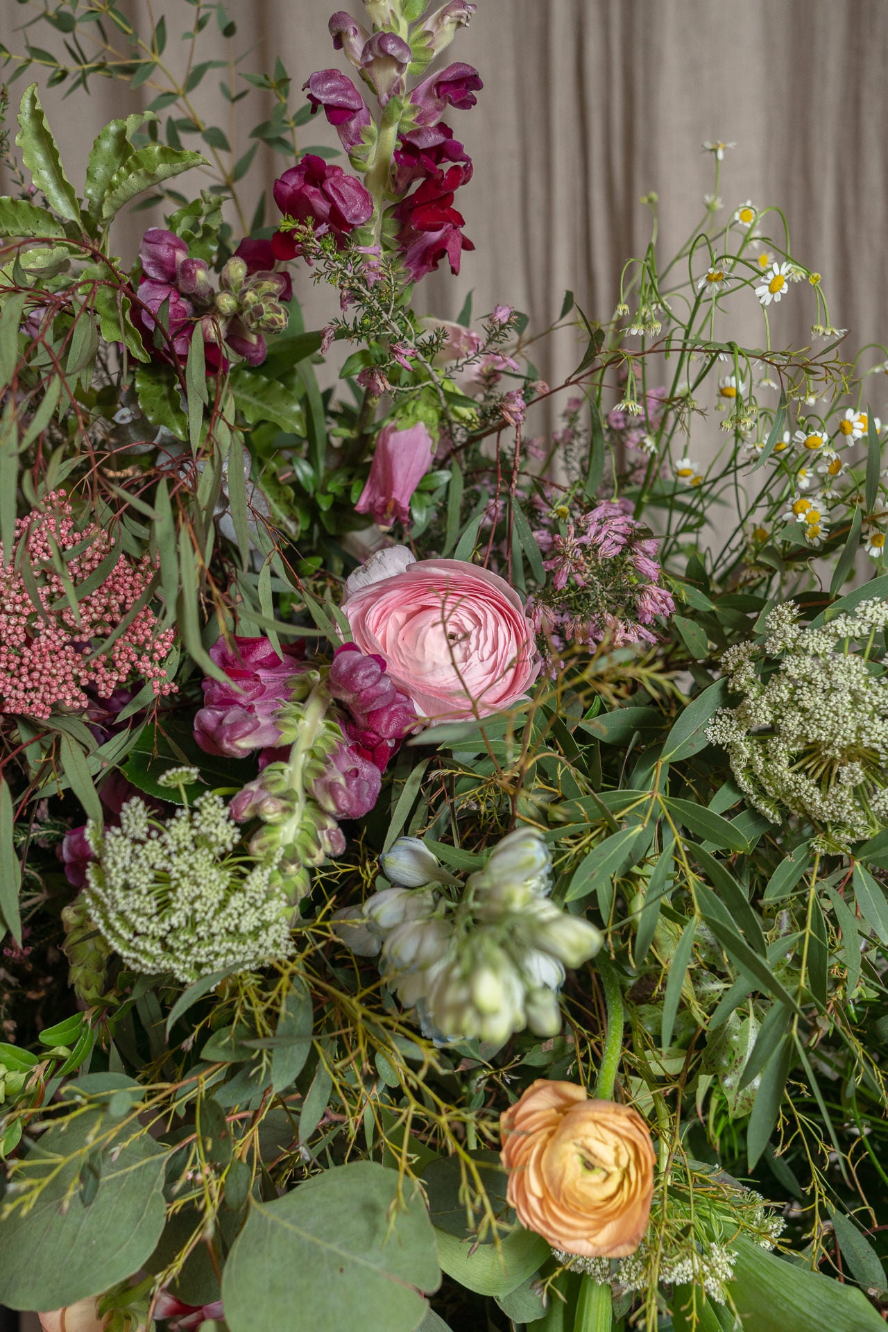 Corona con Flores de Temporada 4