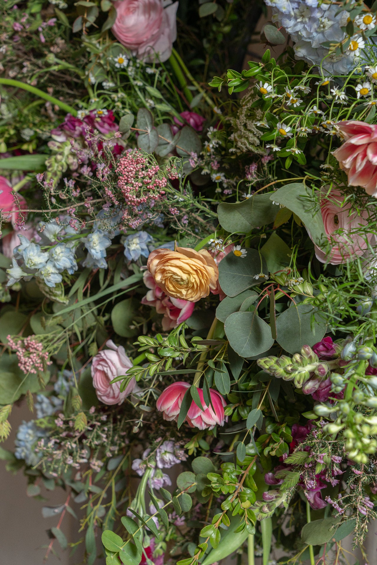 Corona con Flores de Temporada 5