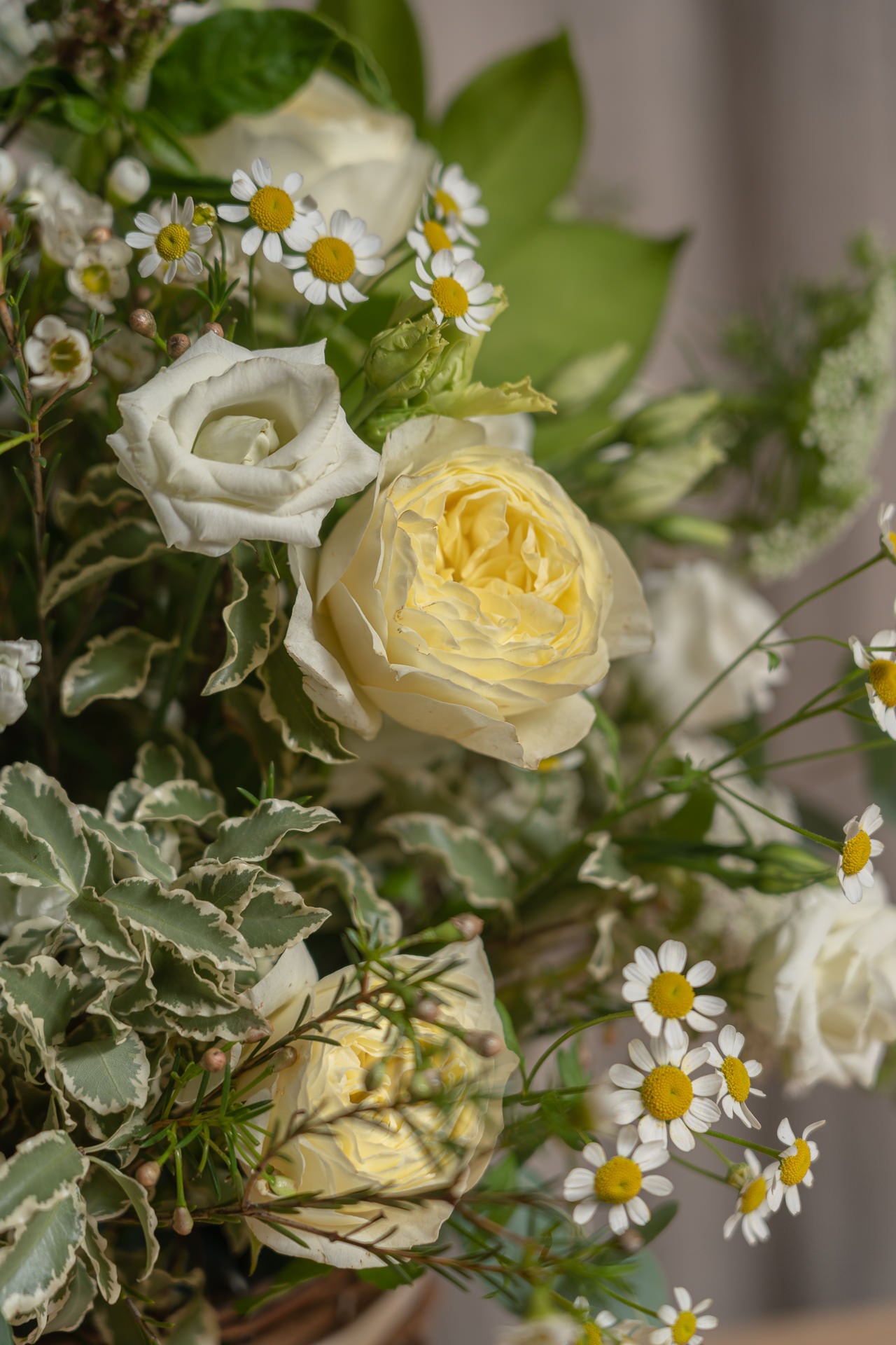 Cesto de Mimbre Flores Frescas 10