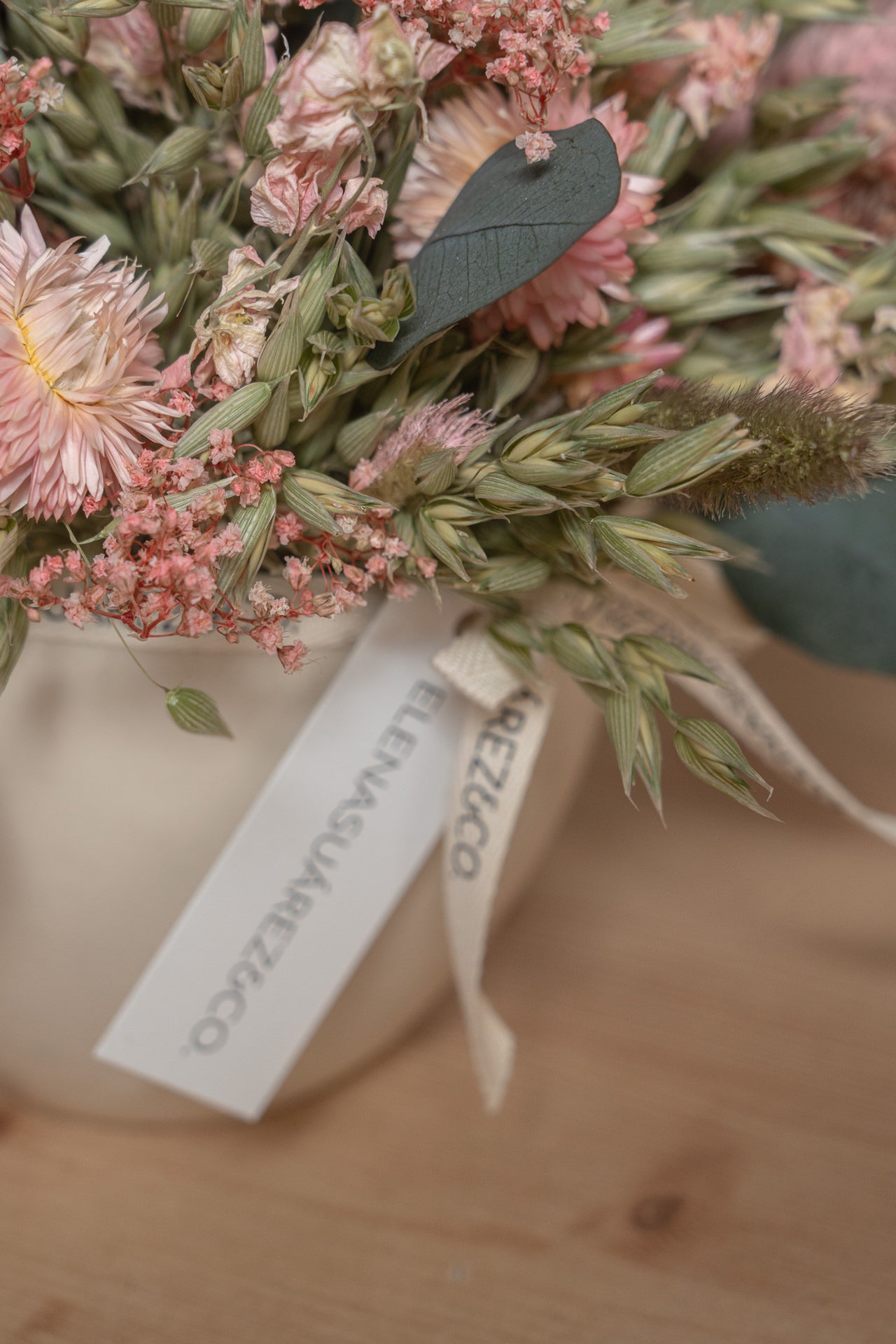 Cuenco Cerámico con Flores Preservadas 5