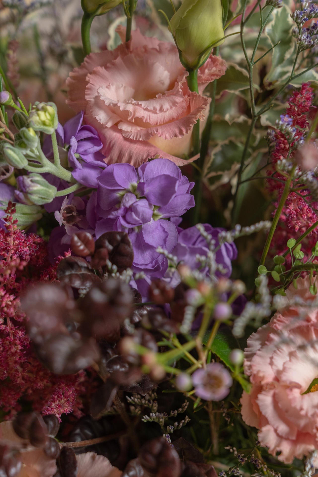 Cuenco Cerámico con Flores Frescas 6