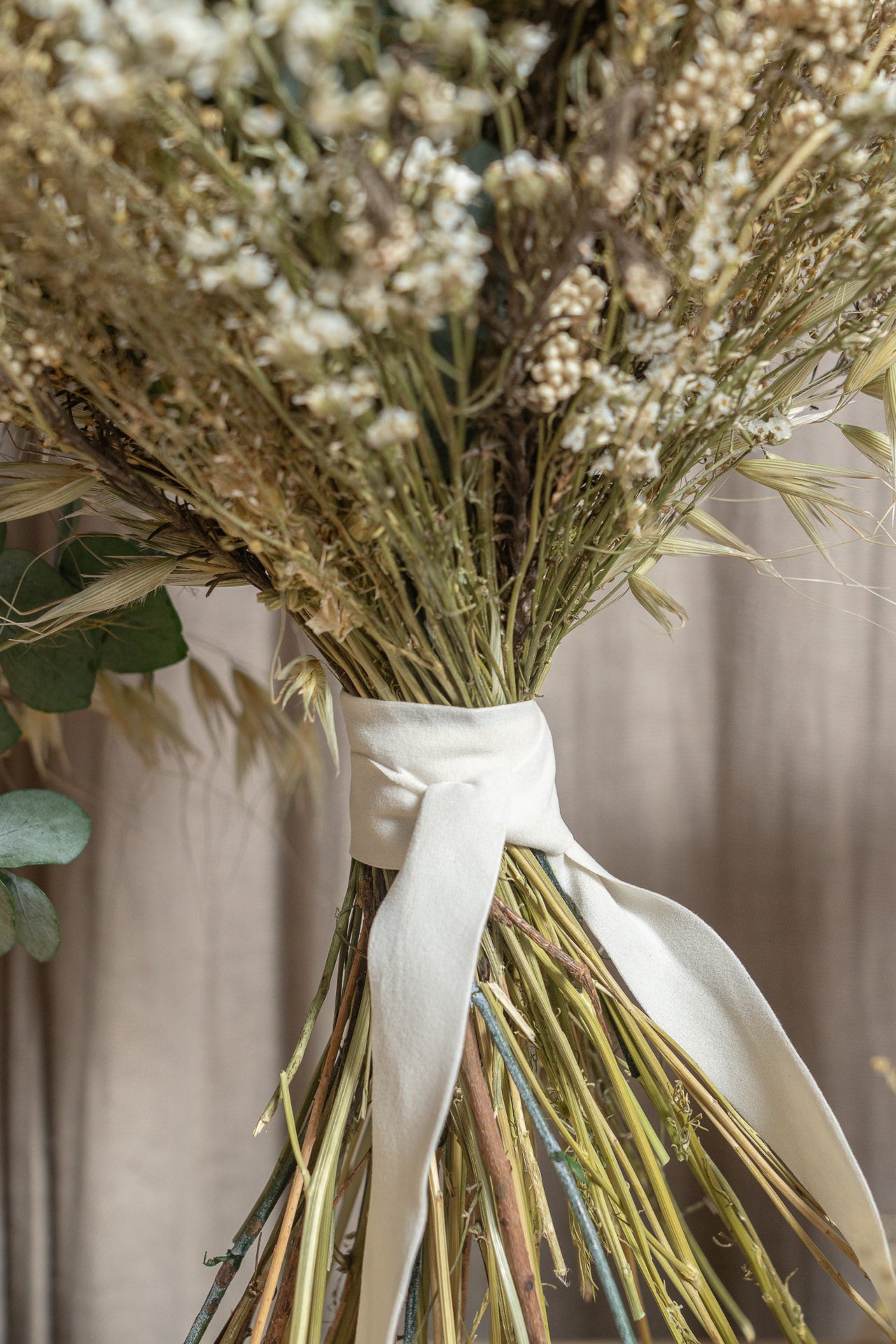 Ramo de Novia con flores Silvestres Blancas Preservadas 3